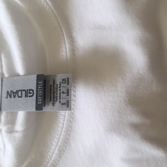 Barbie T shirt - Picture 2 of 3